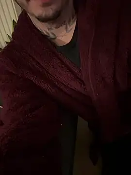 InkedGuy1 online show from 02-11-26, 08:47