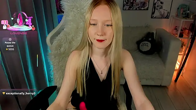 Sia Hart online show from 03-28-26, 05:45