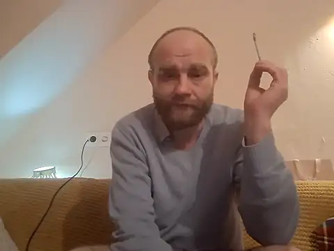 AlexanderArmani online show from 02-03-26, 09:20