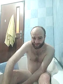 AlexanderArmani online show from 02-04-26, 08:47