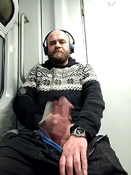 AlexanderArmani online show from 02-25-26, 01:15