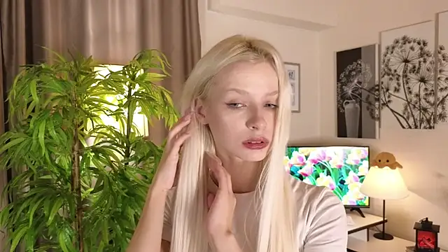 Naomi Demio online show from 06-05-26, 10:21
