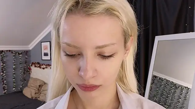 Naomi Demio online show from 07-11-26, 11:46