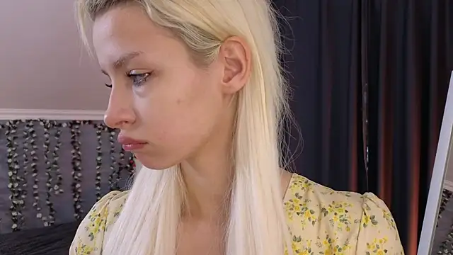 Naomi Demio online show from 07-26-26, 11:06