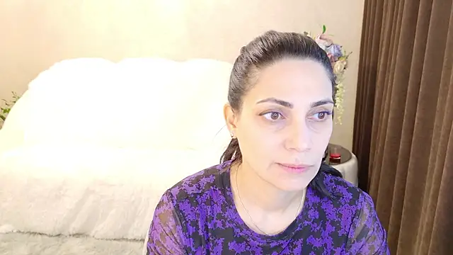 LovelyBeatrice online show from 02-16-26, 06:20