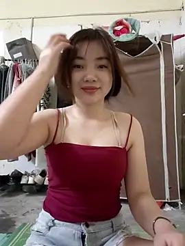 Pinks cool online show from 04-17-26, 03:04