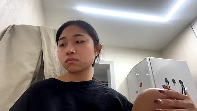 SweetMiaXO online show from 02-02-26, 10:08