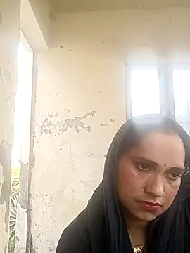 Cute-karisma1234 online show from 02-25-26, 09:30