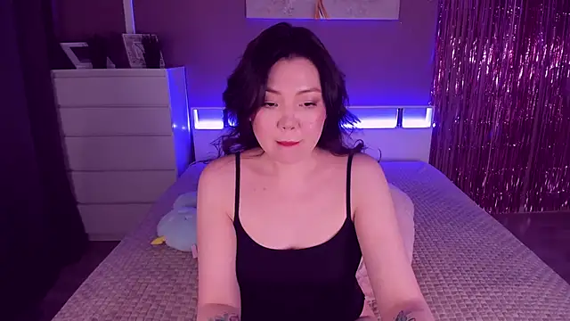 Nancy Wang online show from 02-17-26, 08:48