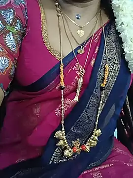 Snapshot of Niharitha chatting on 06-23-26, 04:10 Niharitha online show from 06-23-26, 04:10