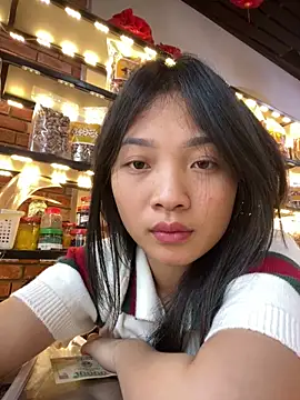 Lyn-be99 online show from 03-27-26, 09:53