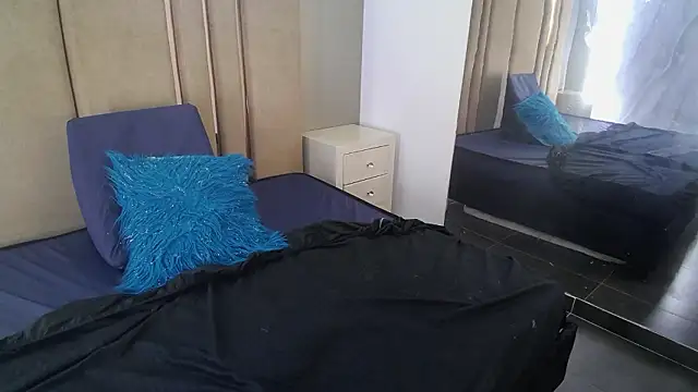 liliana pink online show from 02-23-26, 11:57