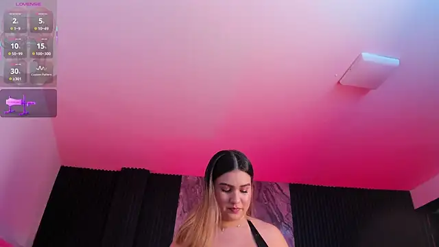 Liiahfontaine online show from 05-11-26, 04:04