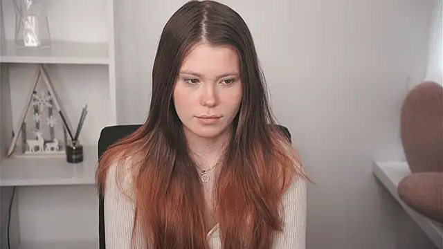 Snapshot of MarnieWootan chatting on 03-03-26, 04:40 MarnieWootan online show from 03-03-26, 04:40