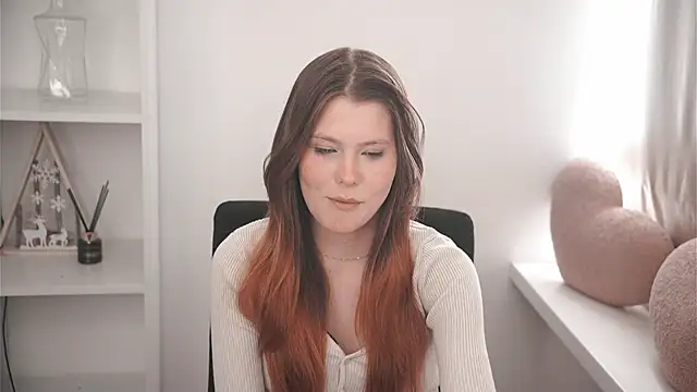 Snapshot of MarnieWootan chatting on 03-06-26, 05:04 MarnieWootan online show from 03-06-26, 05:04