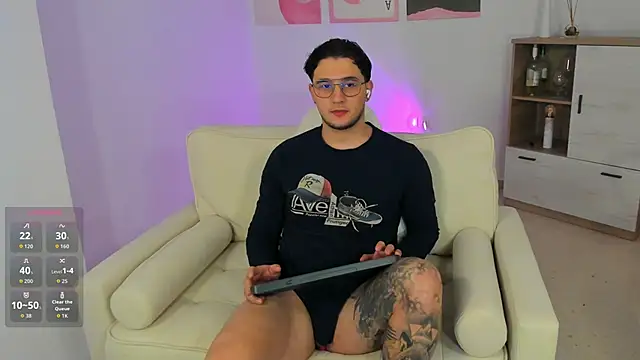 Massimo Fiore online show from 02-17-26, 01:40