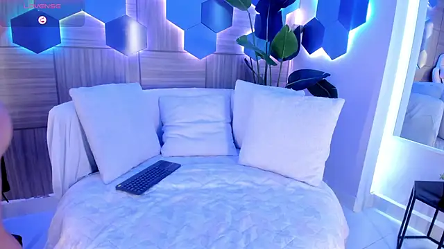 KatyaKozlov online show from 02-13-26, 07:54