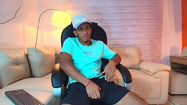 ricky spensar23cm  online show from 04-13-26, 01:22