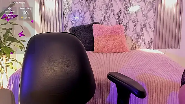 ChloeeMasonn online show from 02-20-26, 11:00