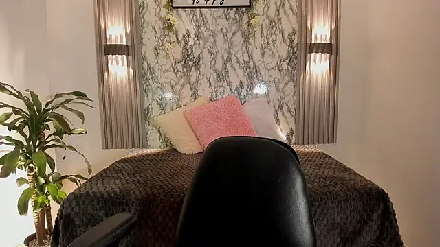 ChloeeMasonn online show from 05-07-26, 11:04