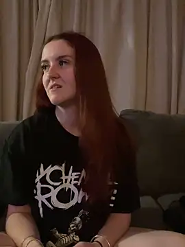 PoppySlut6999 online show from 02-09-26, 08:46