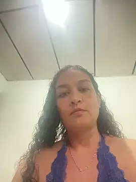 Rosalinda 77 online show from 05-18-26, 09:42
