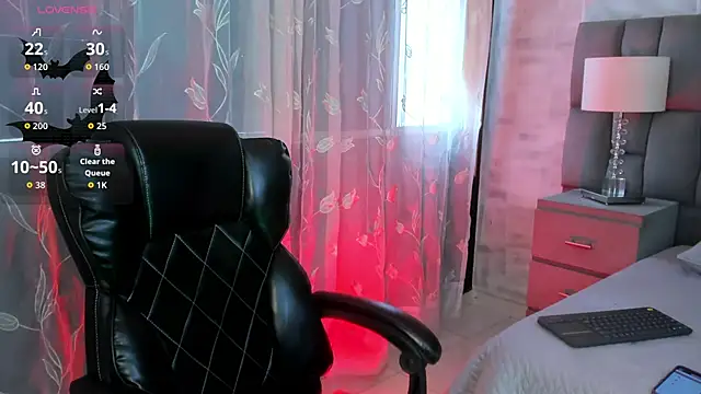 SweetDevil 7 online show from 03-26-26, 08:58