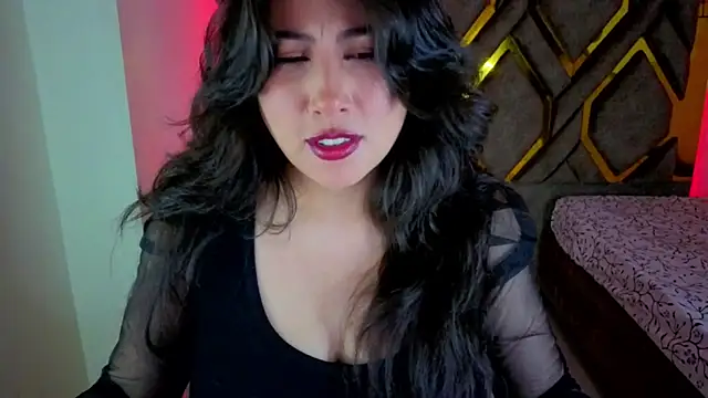 Luvienne online show from 02-16-26, 08:27