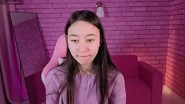 Nicole Brownie online show from 03-24-26, 12:37