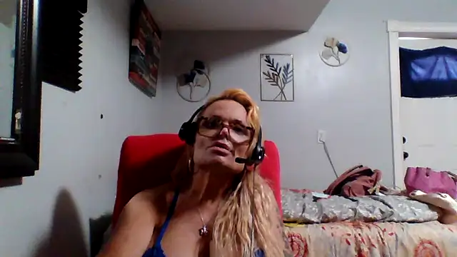 starandsky online show from 06-10-26, 03:44