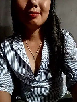 Rose-222 online show from 04-19-26, 05:51