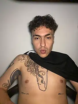 vanilla Kush online show from 04-23-26, 04:24