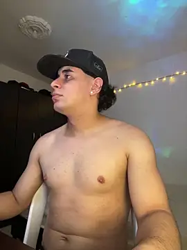 Maximuz1920 online show from 04-18-26, 07:07