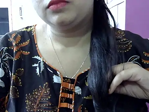 Cute Aliyaa online show from 04-08-26, 08:25