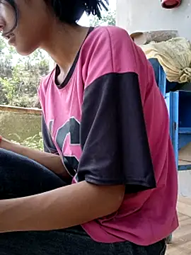 Hoa-tuylip online show from 05-16-26, 12:29