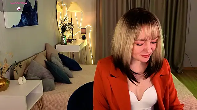 Snapshot of Oliiviaa_ chatting on 02-27-26, 08:14 Oliiviaa online show from 02-27-26, 08:14