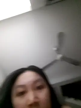 Snapshot of Heo_xxinhxx chatting on 03-11-26, 07:42 Heo xxinhxx online show from 03-11-26, 07:42