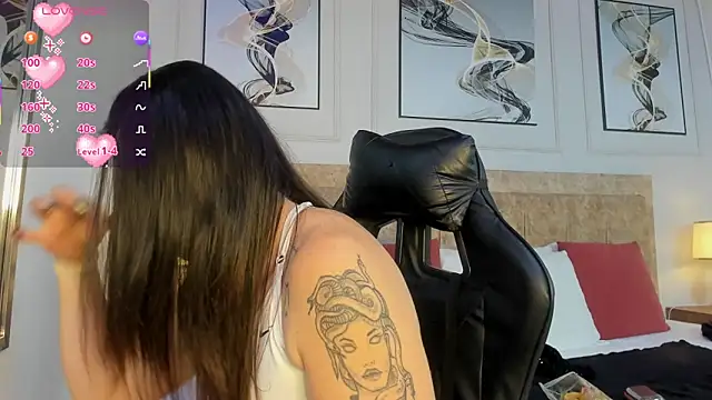 Snapshot of hanna_daze chatting on 02-18-26, 11:50 hanna daze online show from 02-18-26, 11:50