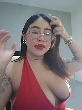 Helll girll online show from 02-14-26, 04:31