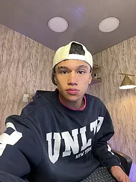 Dominik Souza online show from 02-21-26, 01:45