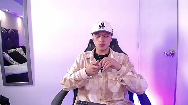 Dominik Souza online show from 04-08-26, 08:20