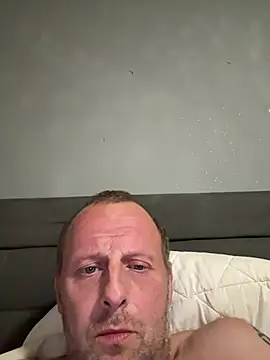 FrankdieSchwuchtel online show from 06-10-26, 10:52