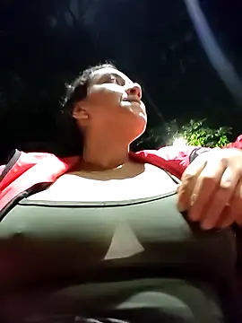 Robin H00t 2 online show from 04-21-26, 02:15