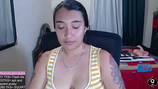 Snapshot of Robin_H00t_2 chatting on 05-29-26, 10:30 Robin H00t 2 online show from 05-29-26, 10:30