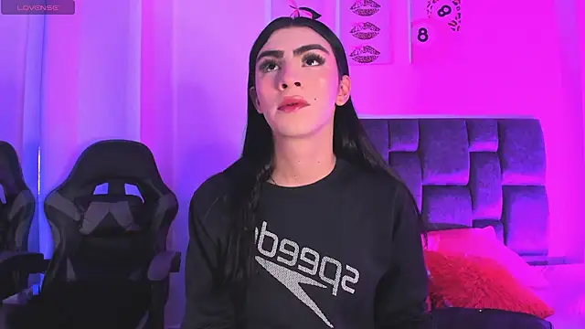 Isabella Moon9 online show from 04-19-26, 12:37