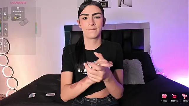 Isabella Moon9 online show from 07-10-26, 11:57