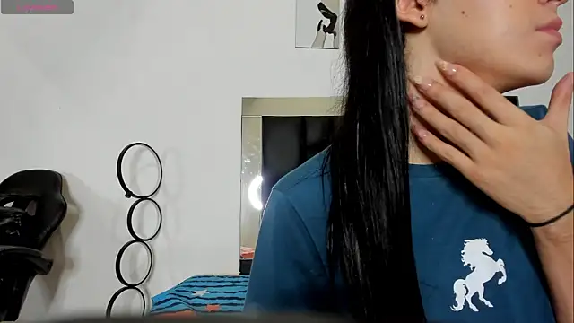 Isabella Moon9 online show from 07-27-26, 11:28