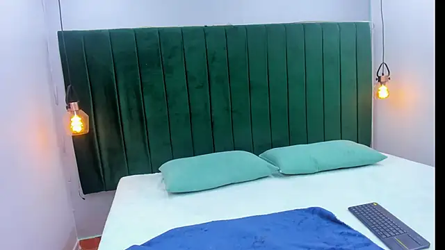 Ema-Horny online show from 02-05-26, 01:49