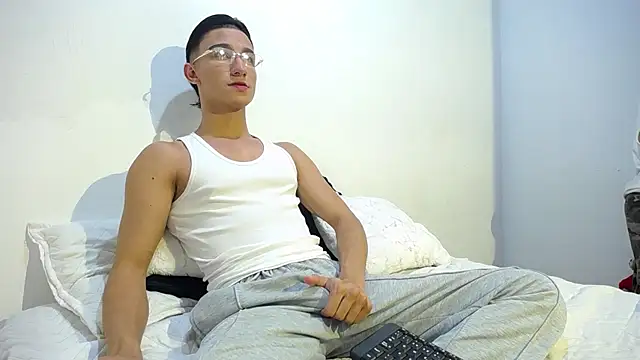 BabyAndy  online show from 06-07-26, 10:35