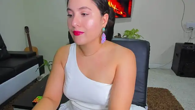 Alessandra 01 online show from 06-21-26, 02:03